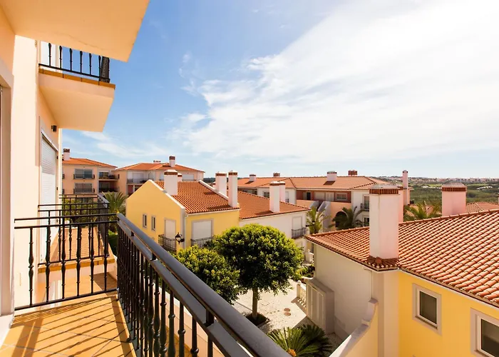 Apartamento T2 Vista Mar Piscina Del Rey óbidos B10 *